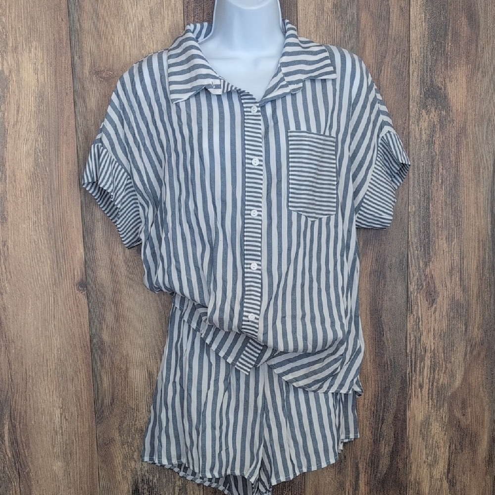 SHEIN Striped Pajama Lounge Set XL                                         -D228